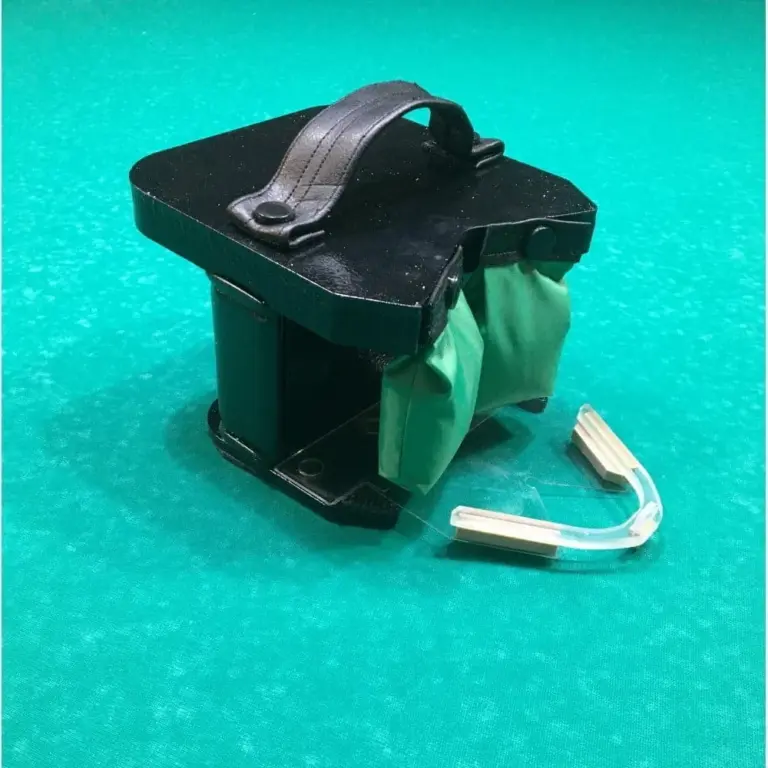 b9fdaaa2-63a2-43f3-b954-00833063a20a-1000×1000-1-1