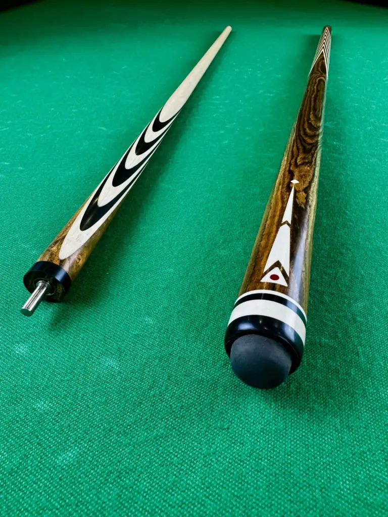 Більярдний кий 10 вирезів Бокот Ебен Луцк інкрустований трикутник (1)|Більярдний кий 10 вирізів Бокот Ебен Луцк інкрустований трикутник (2)|Більярдний кий 10 вирізів Бокот Ебен Луцк інкрустований трикутник (3)