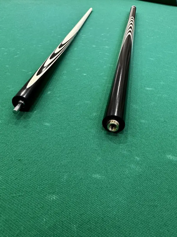 bilyardnyj-kij-8-dlinnyh-tonkih-zapilov-chernyj-grab-inkrustacziya-2-scaled