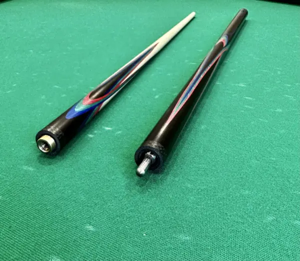 bilyardnyj-kij-czvetokpopugaj-chernyj-grab-4-luchevoj-napryazhennyj-as-scaled-2