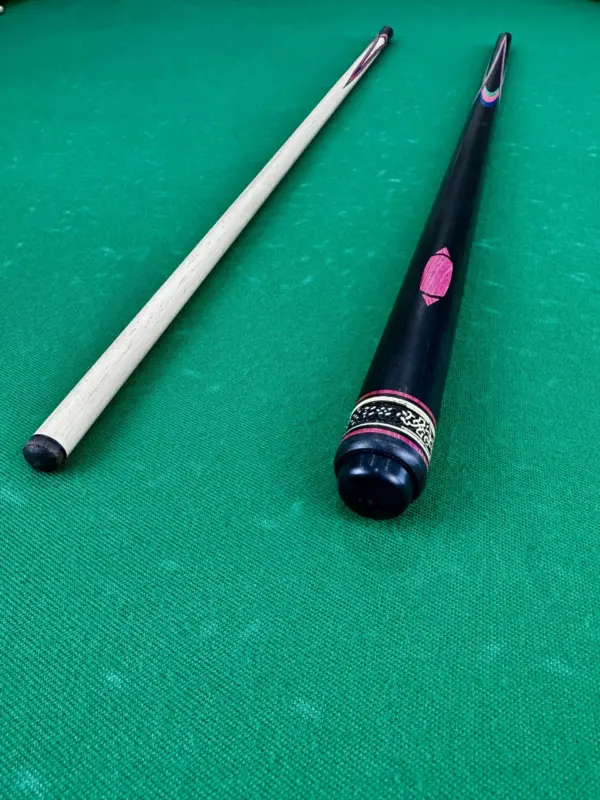 Bilyardnyj-kij-czvetokpopugaj-eben-sinij-zelenyj-malinovyj-grab-4-luchevoj-napryazhennyj-as-3-scaled