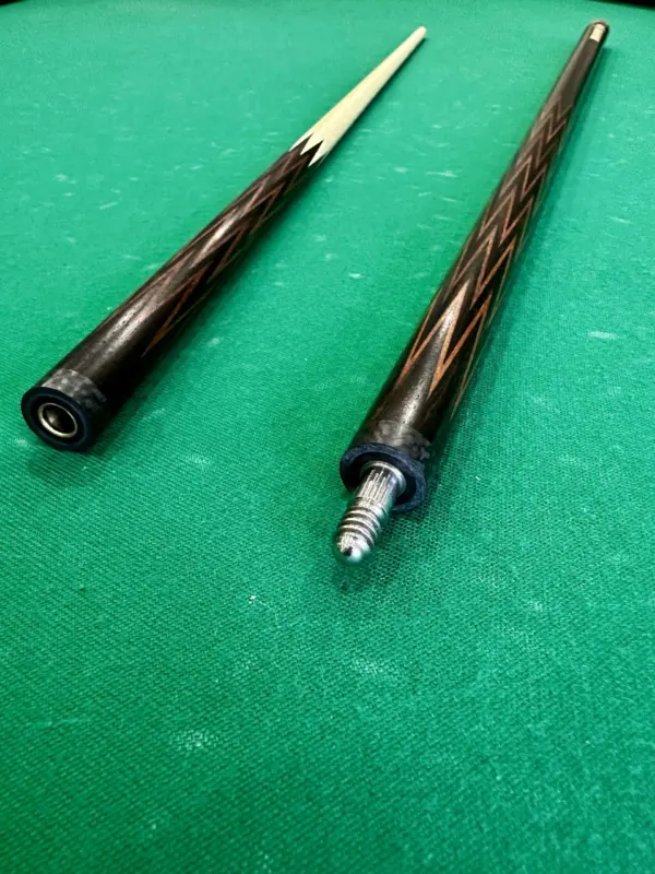 Бильярдный кий Корона восьми перьевая Эбен+масрандуба насечка 1шт. (2)|Бильярдный кий Корона восьми перьевая Эбен+масрандуба насечка 1шт. (3)|Бильярдный кий Корона восьми перьевая Эбен+масрандуба насечка 1шт. (4)|Бильярдный кий Корона восьми перьевая Эбен+масрандуба насечка 1шт.