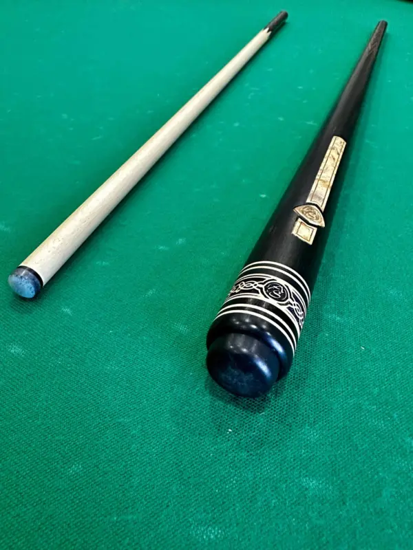 bilyardnyj-kij-korona-vosmi-perevaya-ebenmasranduba-nasechka-1sht.-3-scaled