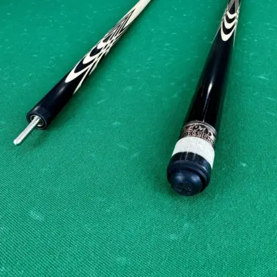 Більярдна підказка Миколаєнко: Чорний граб тюльпан Карбон 1 кусок изображение