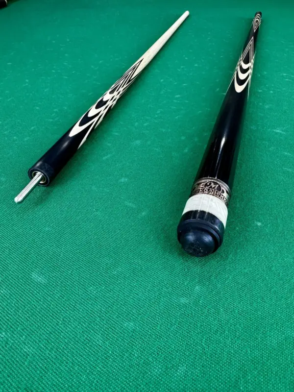 Більярдний кий Миколаенко Чорний граб Тюльпан Карбон 1 кусок (2)|Більярдний кий Миколаєнко Чорний граб Тюльпан Карбон 1 шт. (1)|Більярдний кий Миколаєнко Чорний граб Тюльпан Карбон 1 шт (3)