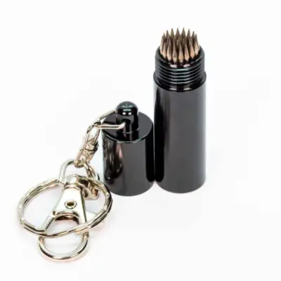 Брелок инструмент для перфорации наклейки черный 1шт. изображение