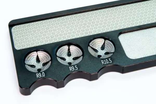 instrument-dlya-korrekczii-naklejki-chernyj-4-v-1-2-1-scaled-2