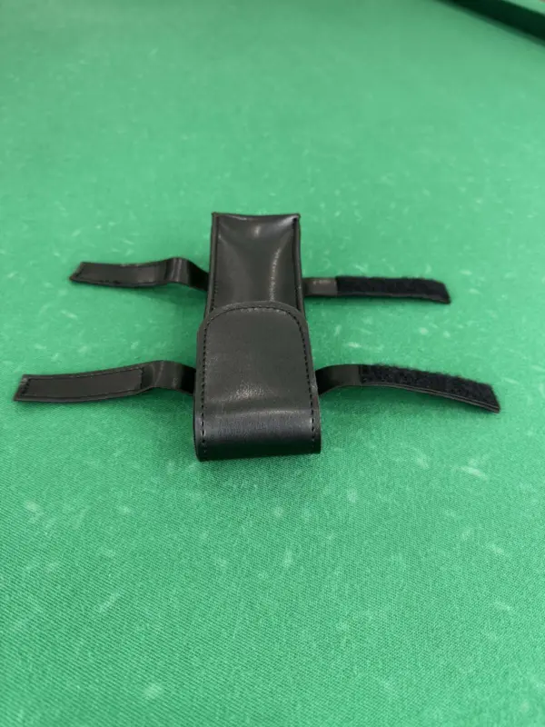 Маленька гладка кишеня з шкіряної трубки (4)|Маленька гладка кишеня з шкіряної трубки (1)|Маленька гладка кишеня з шкіряної трубки (2)|Маленька гладка кишеня з шкіряної трубки (3)