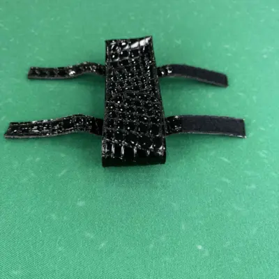 Маленька шкіряна з трубчастою кишенькою, 1 кусок изображение