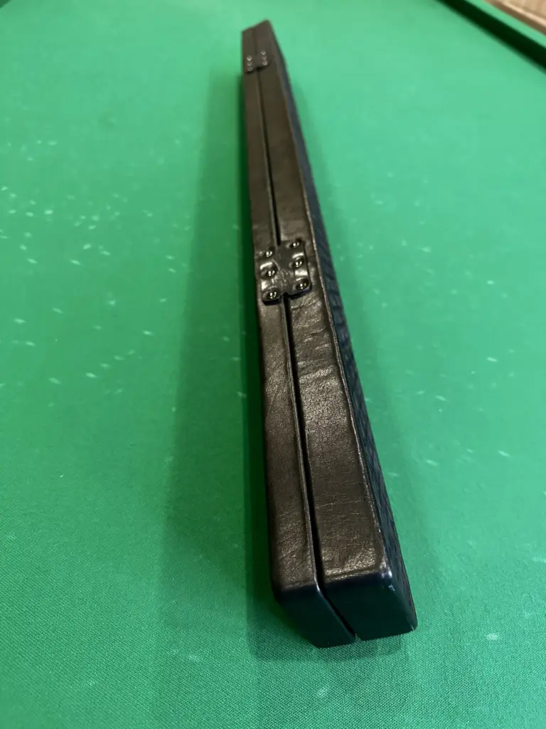 kejs-dlya-bilyardnogo-kiya-elit-pletenka-kozhanyj-6-scaled-2