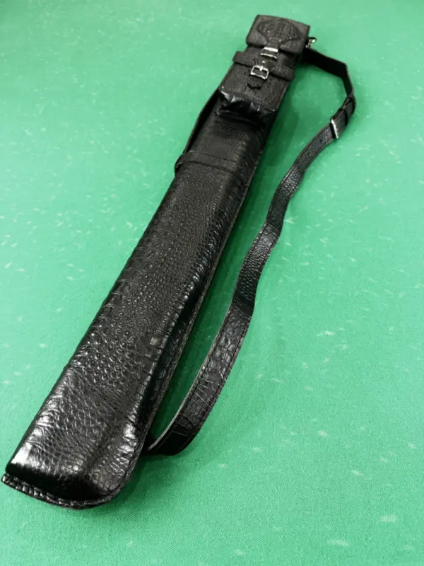 Колчан-для-білярного-кія-класик-черний-кожаний-крокодил-1-луска