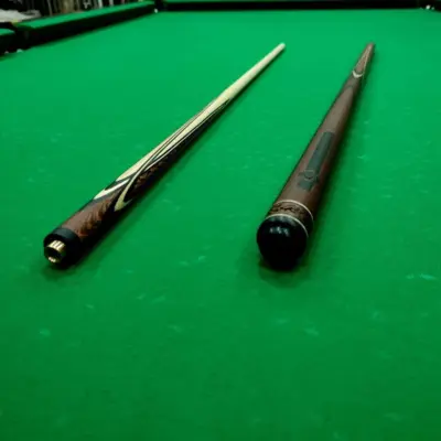 Більярдний кий Квітка (папуга) Чорна змія + чорний граб 4-променевий натяг AS изображение