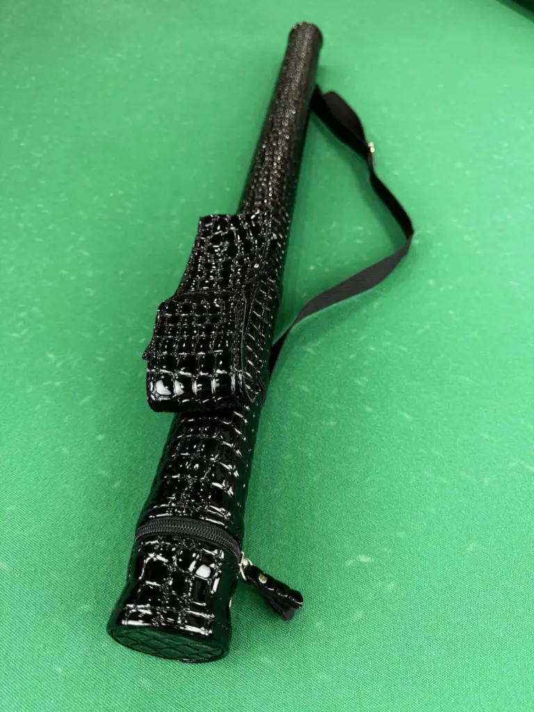 tubus-dlya-bilyardnogo-kiya-super-diamond-karman-na-pristezhkah-krokodil-glyanecz-1sht.-5-scaled
